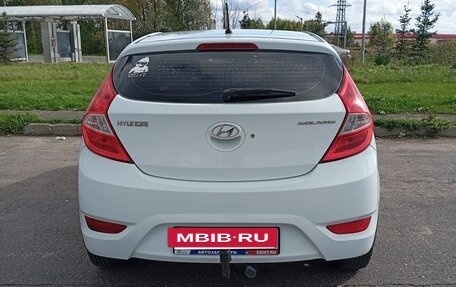 Hyundai Solaris II рестайлинг, 2013 год, 580 000 рублей, 2 фотография