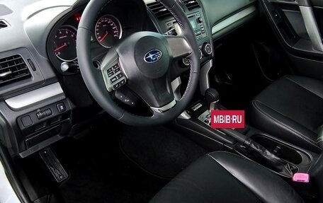 Subaru Forester, 2014 год, 1 590 000 рублей, 5 фотография