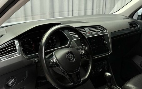 Volkswagen Tiguan II, 2018 год, 2 999 000 рублей, 11 фотография
