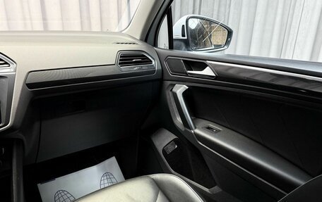 Volkswagen Tiguan II, 2018 год, 2 999 000 рублей, 14 фотография
