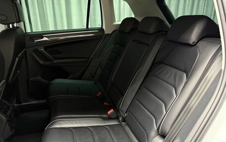 Volkswagen Tiguan II, 2018 год, 2 999 000 рублей, 32 фотография