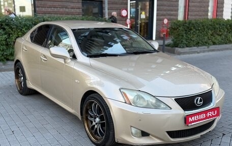 Lexus IS II рестайлинг 2, 2006 год, 830 000 рублей, 2 фотография