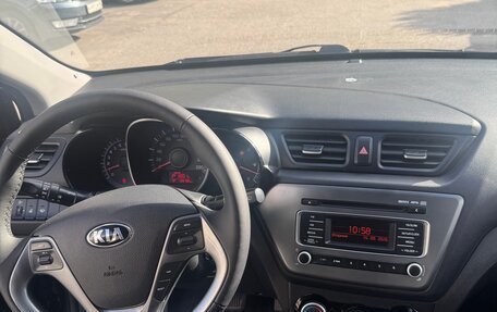 KIA Rio III рестайлинг, 2015 год, 830 000 рублей, 9 фотография