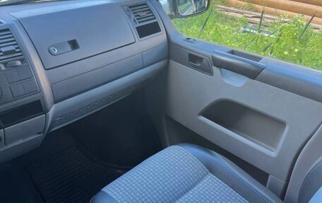 Volkswagen Transporter T5 рестайлинг, 2008 год, 990 000 рублей, 5 фотография