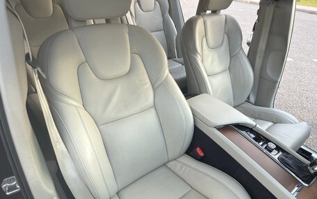 Volvo XC90 II рестайлинг, 2016 год, 2 850 000 рублей, 14 фотография