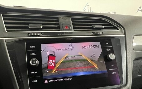 Volkswagen Tiguan II, 2019 год, 2 439 900 рублей, 13 фотография