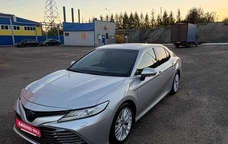 Toyota Camry, 2018 год, 3 250 000 рублей, 3 фотография