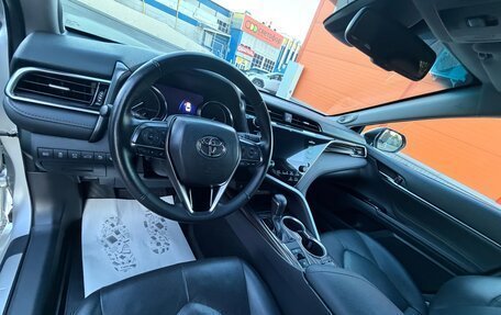 Toyota Camry, 2018 год, 3 250 000 рублей, 16 фотография