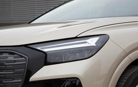 Audi Q4 e-tron, 2024 год, 4 790 000 рублей, 10 фотография