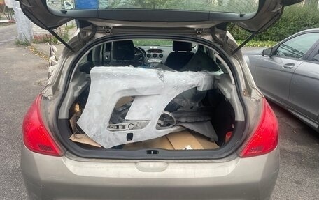 Peugeot 308 II, 2011 год, 230 000 рублей, 3 фотография