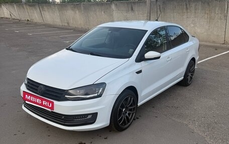 Volkswagen Polo VI (EU Market), 2018 год, 920 000 рублей, 3 фотография