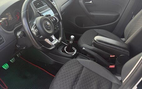 Volkswagen Polo VI (EU Market), 2018 год, 920 000 рублей, 24 фотография