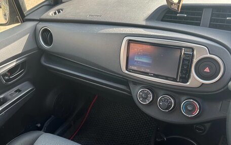 Toyota Vitz, 2013 год, 699 000 рублей, 4 фотография