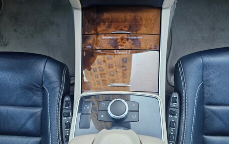 Mercedes-Benz E-Класс, 2015 год, 2 050 000 рублей, 21 фотография