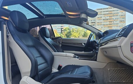 Mercedes-Benz E-Класс, 2015 год, 2 050 000 рублей, 29 фотография