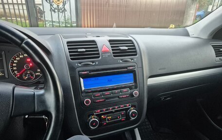 Volkswagen Jetta VI, 2010 год, 550 000 рублей, 4 фотография