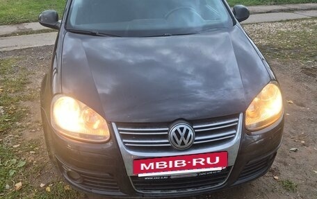 Volkswagen Jetta VI, 2010 год, 550 000 рублей, 5 фотография