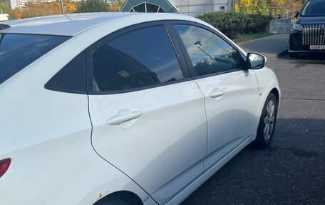 Hyundai Solaris II рестайлинг, 2014 год, 700 000 рублей, 5 фотография