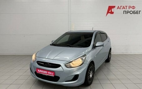 Hyundai Solaris II рестайлинг, 2011 год, 680 000 рублей, 1 фотография