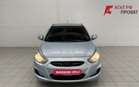 Hyundai Solaris II рестайлинг, 2011 год, 680 000 рублей, 2 фотография