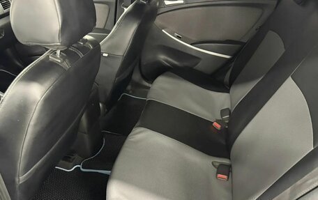 Hyundai Solaris II рестайлинг, 2011 год, 680 000 рублей, 14 фотография