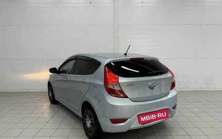 Hyundai Solaris II рестайлинг, 2011 год, 680 000 рублей, 8 фотография