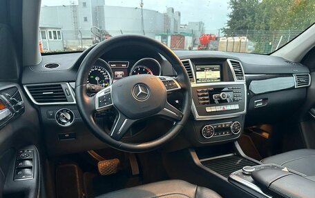 Mercedes-Benz GL-Класс, 2014 год, 2 500 000 рублей, 14 фотография
