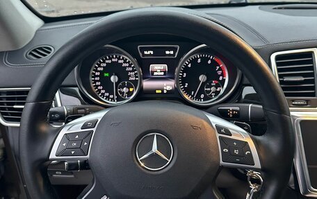Mercedes-Benz GL-Класс, 2014 год, 2 500 000 рублей, 16 фотография