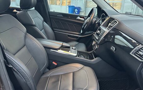 Mercedes-Benz GL-Класс, 2014 год, 2 500 000 рублей, 24 фотография