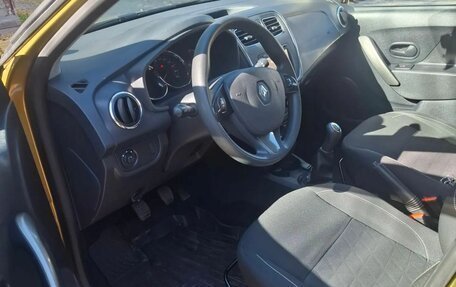 Renault Sandero II рестайлинг, 2015 год, 910 000 рублей, 5 фотография