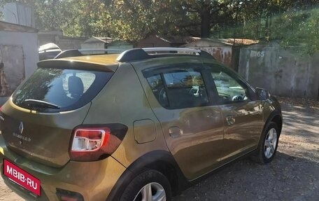 Renault Sandero II рестайлинг, 2015 год, 910 000 рублей, 3 фотография