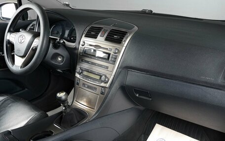 Toyota Avensis III рестайлинг, 2011 год, 999 000 рублей, 11 фотография