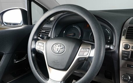 Toyota Avensis III рестайлинг, 2011 год, 999 000 рублей, 12 фотография