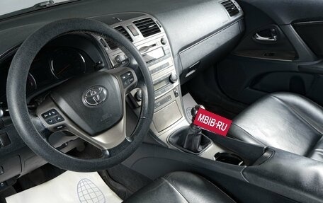 Toyota Avensis III рестайлинг, 2011 год, 999 000 рублей, 8 фотография