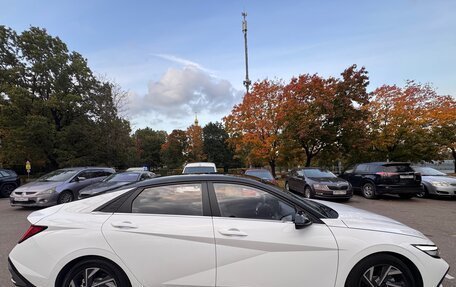 Hyundai Elantra, 2023 год, 2 150 000 рублей, 4 фотография