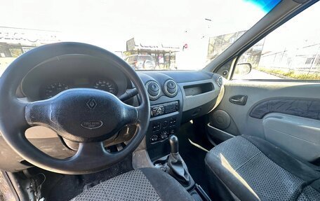 Renault Logan I, 2006 год, 170 000 рублей, 10 фотография