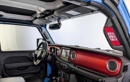 Jeep Wrangler, 2021 год, 4 850 000 рублей, 11 фотография