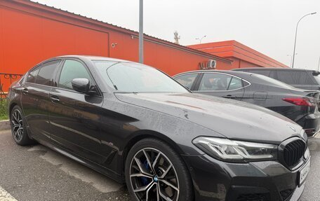 BMW 5 серия, 2023 год, 4 890 000 рублей, 2 фотография
