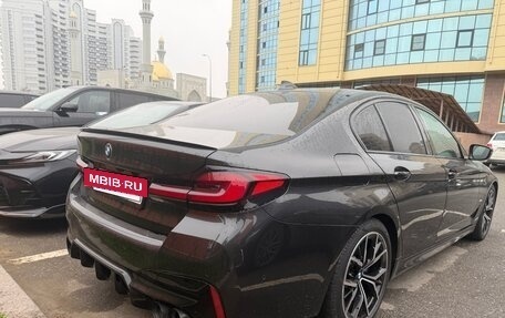 BMW 5 серия, 2023 год, 4 890 000 рублей, 8 фотография