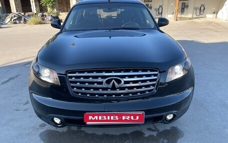 Infiniti FX I, 2004 год, 950 000 рублей, 5 фотография