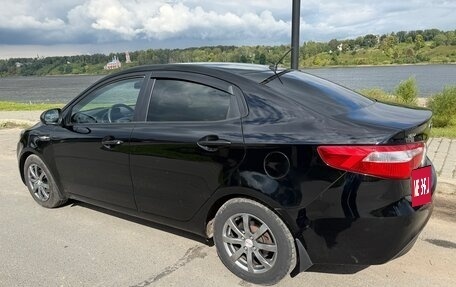 KIA Rio III рестайлинг, 2014 год, 950 000 рублей, 10 фотография