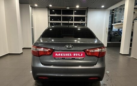 KIA Rio III рестайлинг, 2013 год, 750 000 рублей, 4 фотография