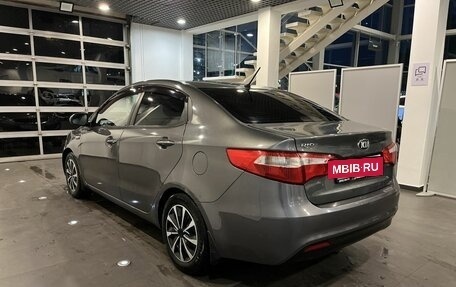 KIA Rio III рестайлинг, 2013 год, 750 000 рублей, 5 фотография