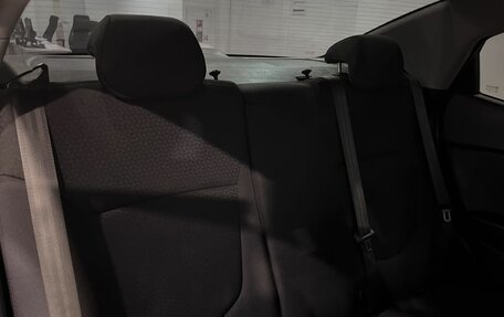 KIA Rio III рестайлинг, 2013 год, 750 000 рублей, 35 фотография