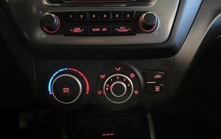 KIA Rio III рестайлинг, 2014 год, 965 000 рублей, 15 фотография