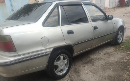 Daewoo Nexia I рестайлинг, 2006 год, 200 000 рублей, 9 фотография