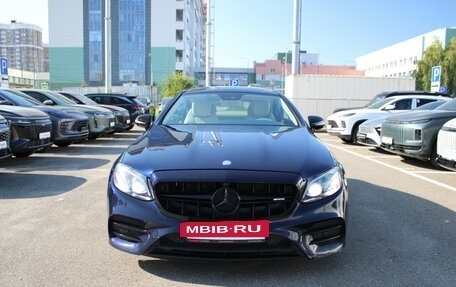 Mercedes-Benz E-Класс, 2017 год, 3 500 000 рублей, 2 фотография