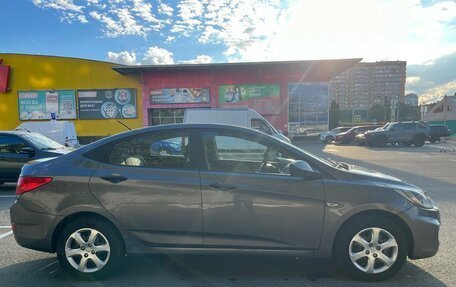 Hyundai Solaris II рестайлинг, 2013 год, 1 000 000 рублей, 5 фотография