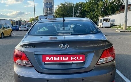 Hyundai Solaris II рестайлинг, 2013 год, 1 000 000 рублей, 6 фотография