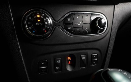 Renault Sandero II рестайлинг, 2017 год, 779 000 рублей, 14 фотография